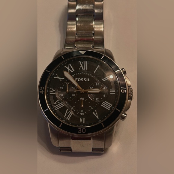 Men’s FOSSIL Neutra Chronograph Stainless Steel Watch, Silver , Quartz NEW - Picture 2 of 5